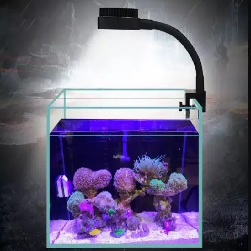 Zetlight ledライトM1 1050フルスペクトルナ - Marine Aquarium Led Lights のレビューと価格